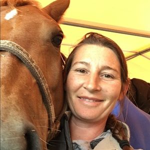 Meet your Posher, Jeanine